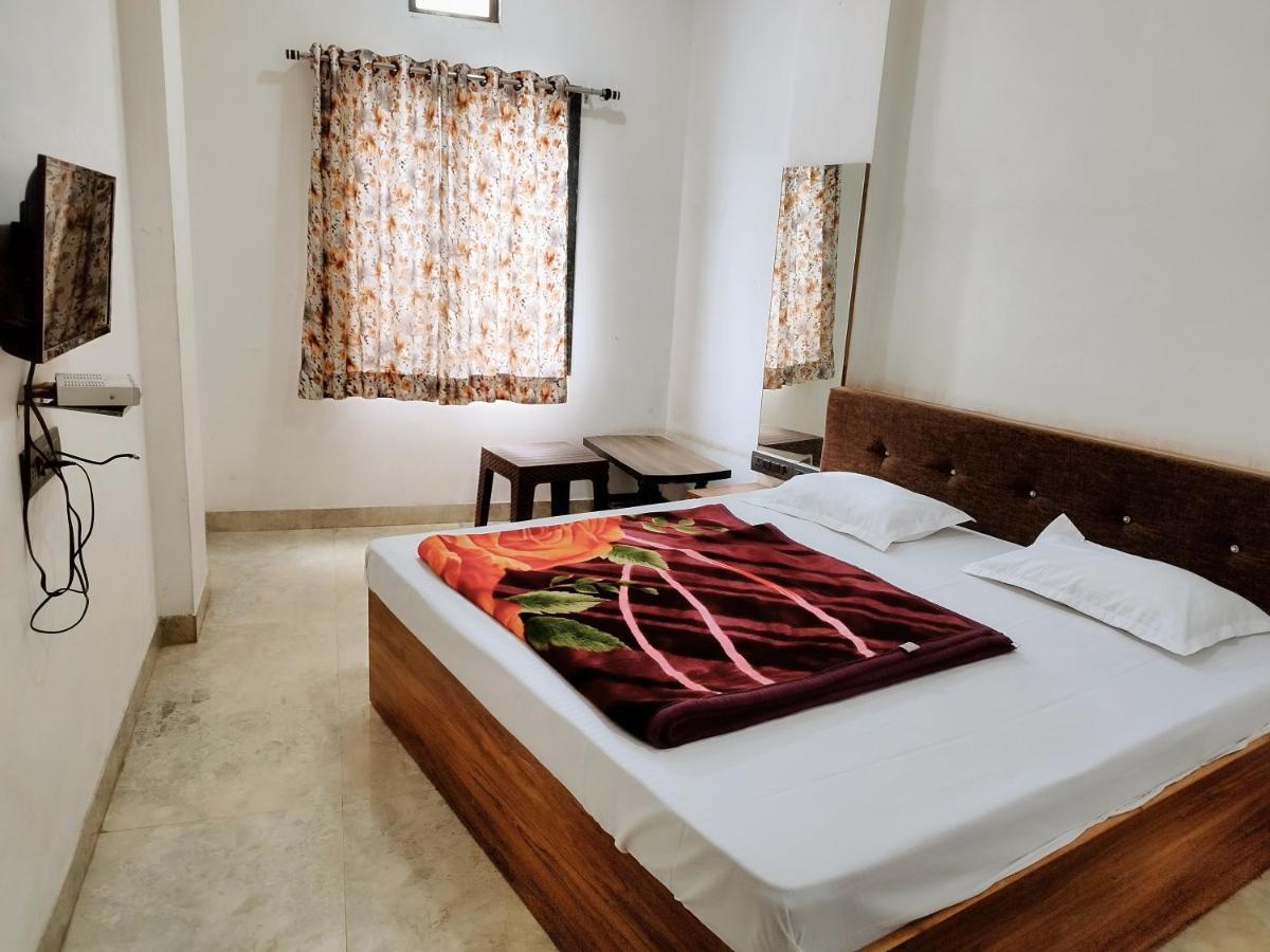 Hotel Guru Kripa - 500Mtr From Shreenathji Temple Nāthdwāra Εξωτερικό φωτογραφία