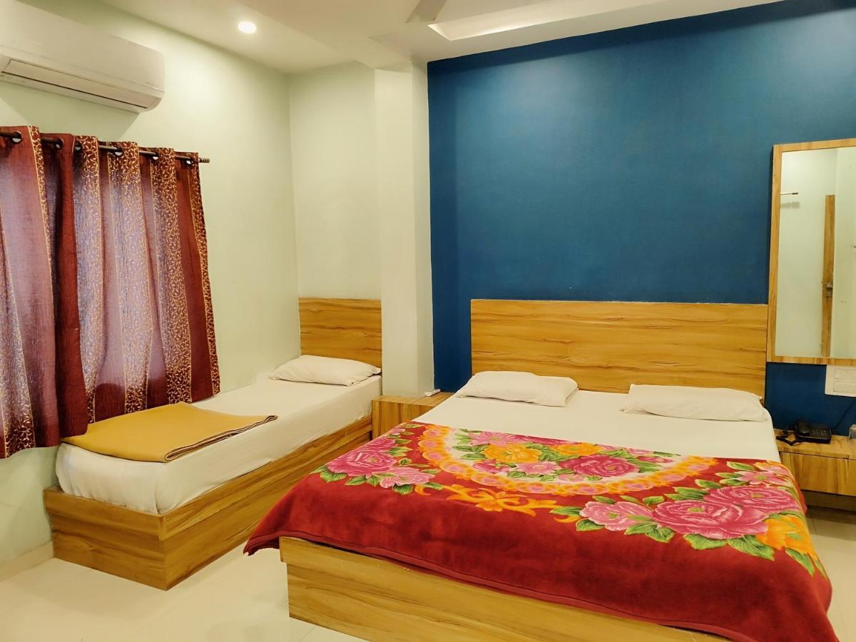 Hotel Guru Kripa - 500Mtr From Shreenathji Temple Nāthdwāra Εξωτερικό φωτογραφία